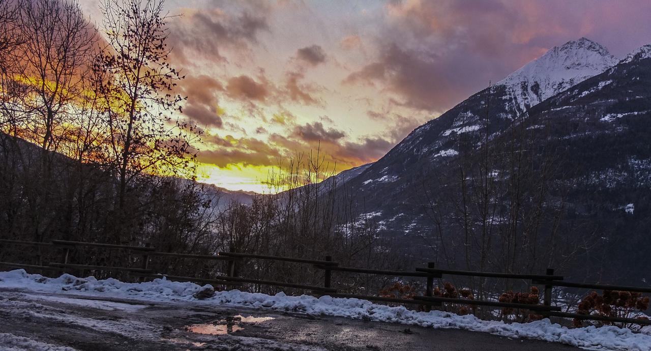 Agriturismo Al Castagneto Villa Mazzo di Valtellina Luaran gambar